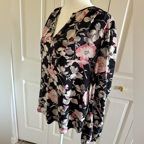 Joie Floral Silk Blouse Size Small - Picture 2 of 7